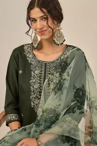 Floral embroidered viscose rayon round neck kurta trouser & dupatta