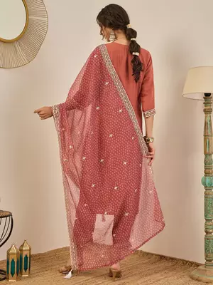 Floral embroidered silk blend round neck kurta trouser & dupatta 2