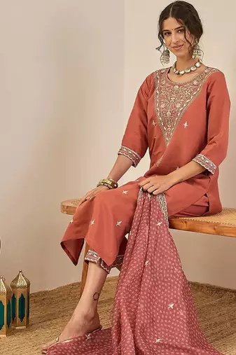Floral embroidered silk blend round neck kurta trouser & dupatta