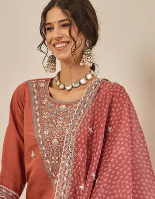 Floral embroidered silk blend round neck kurta trouser & dupatta 4