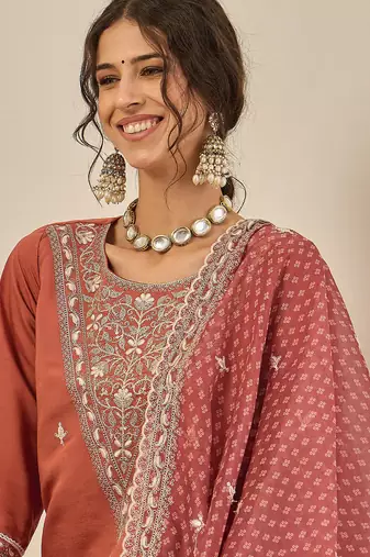 Floral embroidered silk blend round neck kurta trouser & dupatta