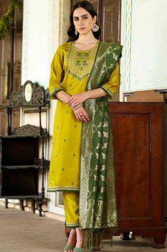 Floral embroidered viscose rayon round neck kurta trouser & dupatta