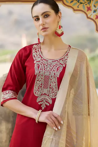 Floral embroidered viscose rayon round neck kurta trouser & dupatta