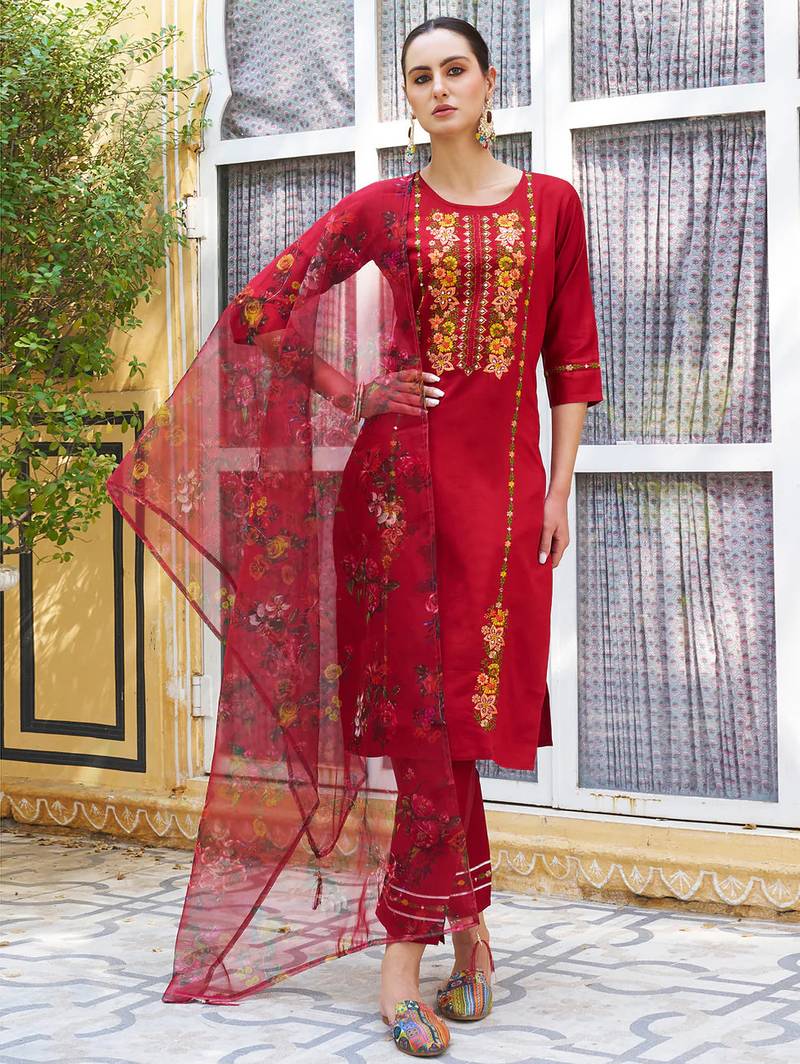 Floral embroidered viscose rayon round neck kurta trouser & dupatta