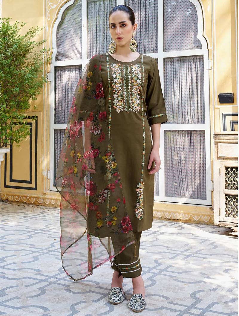 Floral embroidered viscose rayon round neck kurta trouser & dupatta