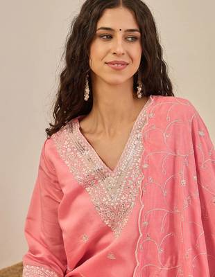 Floral embroidered cotton silk v neck kurta trouser & dupatta 3