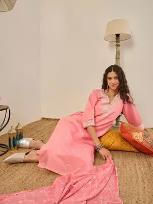 Floral embroidered cotton silk v neck kurta trouser & dupatta 4