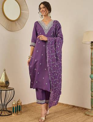 Floral embroidered cotton silk v neck kurta trouser & dupatta 1