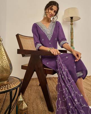 Floral embroidered cotton silk v neck kurta trouser & dupatta 4