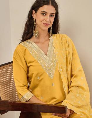 Floral embroidered cotton silk v neck kurta trouser & dupatta 4