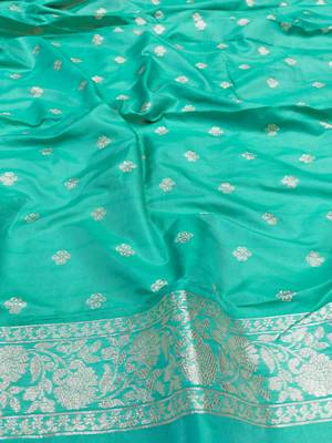 Light blue zari woven silk blend saree with blouse piece 4