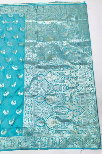 Blue zari woven silk blend saree with blouse piece