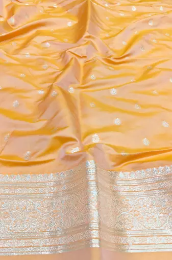 Mustard zari woven silk blend saree with blouse piece