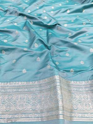 Blue zari woven silk blend saree with blouse piece 4
