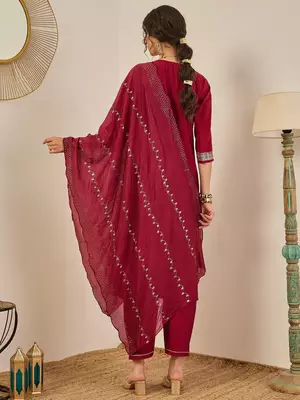Floral embroidered viscose rayon round neck kurta trouser & dupatta 2