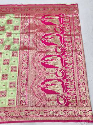 Pista zari woven patola silk blend festive saree with blouse piece 2