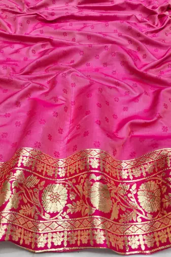 Pista zari woven patola silk blend festive saree with blouse piece