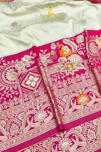 Cream zari woven silk blend saree with blouse piece