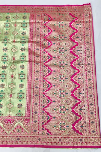 Pista zari woven patola silk blend festive saree with blouse piece