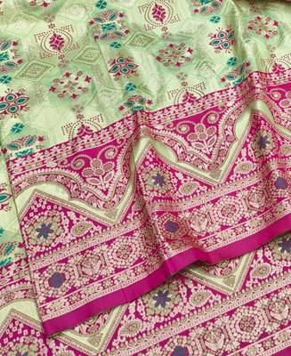 Pista zari woven patola silk blend festive saree with blouse piece 3