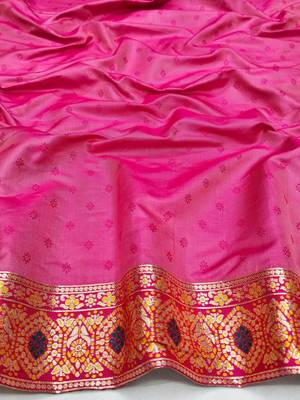 Gold zari woven patola silk blend festive saree with blouse piece 4