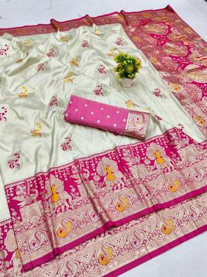 Cream zari woven silk blend saree with blouse piece 1