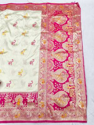 Cream zari woven silk blend saree with blouse piece 2