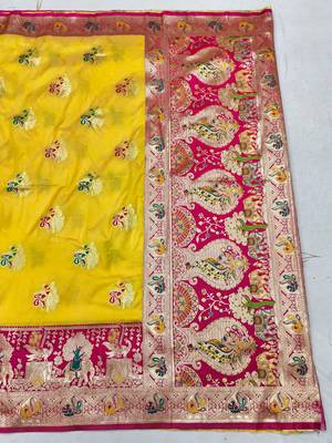 Gold zari woven silk blend saree with blouse piece 2