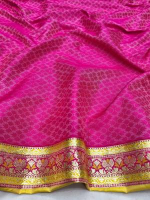 Gold zari woven patola silk blend festive saree with blouse piece 4