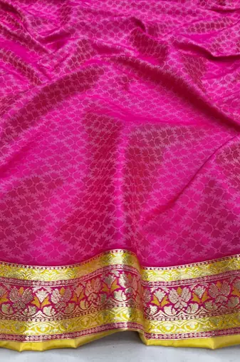 Gold zari woven patola silk blend festive saree with blouse piece