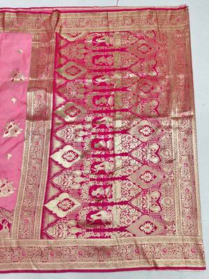 Pink zari woven silk blend saree with blouse piece 2