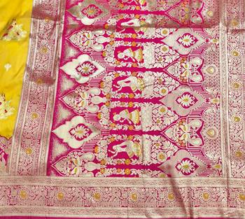 Gold zari woven silk blend saree with blouse piece 5