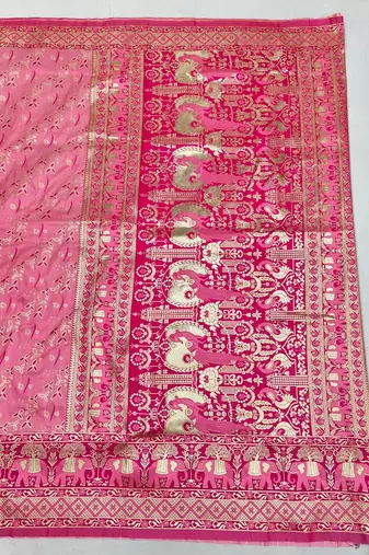 Pink zari woven silk blend saree with blouse piece