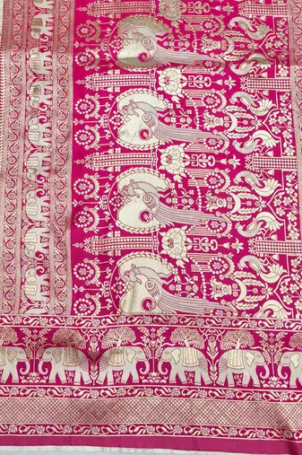 Cream zari woven silk blend saree with blouse piece
