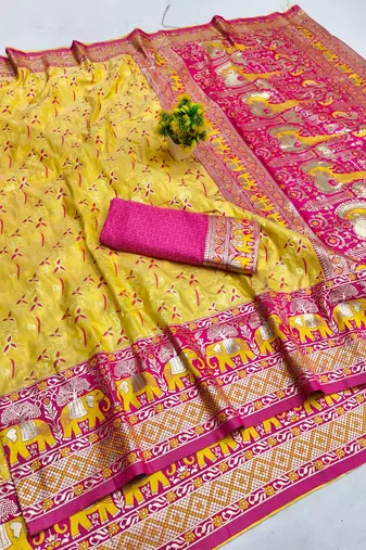 Gold zari woven silk blend saree with blouse piece