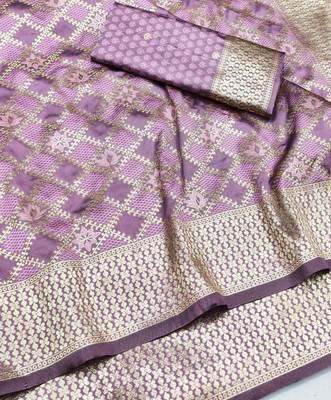 Purple zari woven silk blend saree with blouse piece 3