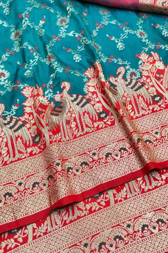 Rama zari woven silk blend saree with blouse piece