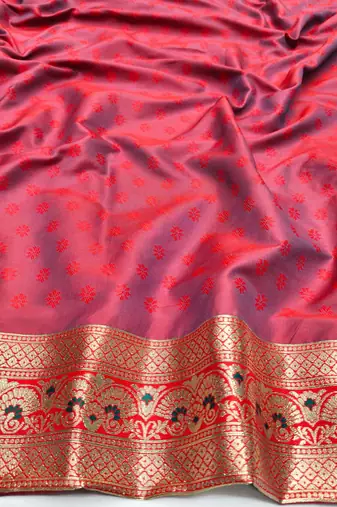 Rama zari woven silk blend saree with blouse piece