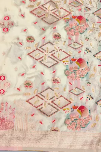 Cream zari woven paithani silk blend saree with blouse piece