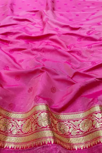 Light green zari woven silk blend saree with blouse piece