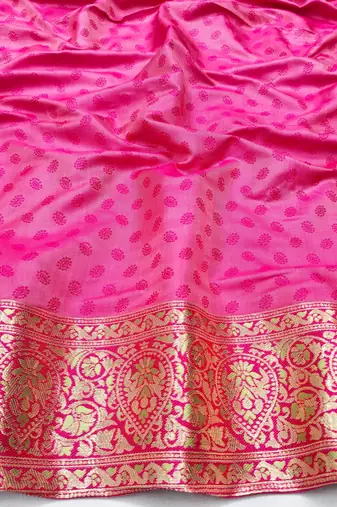 Light green zari woven patola silk blend saree with blouse piece