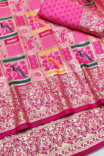 Pink Zari woven patola silk blend saree with blouse piece