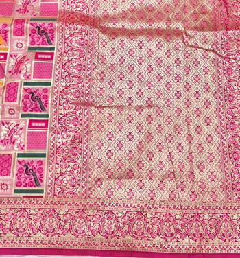 Pink Zari woven patola silk blend saree with blouse piece 5