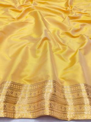 Gold zari woven paithani silk blend saree with blouse piece 4
