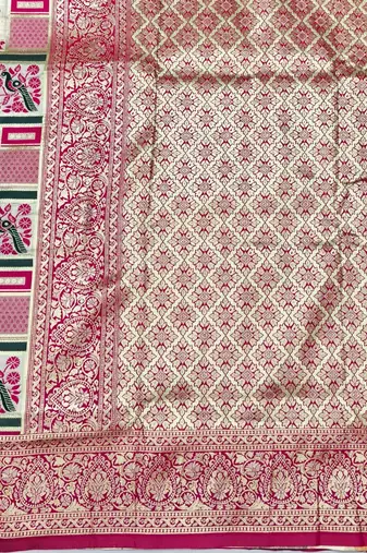 Cream zari woven patola silk blend saree with blouse piece