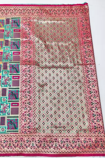 Blue zari woven patola silk blend saree with blouse piece