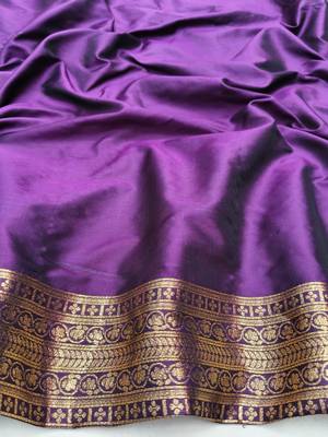 Wine zari woven paithani silk blend saree with blouse piece 4