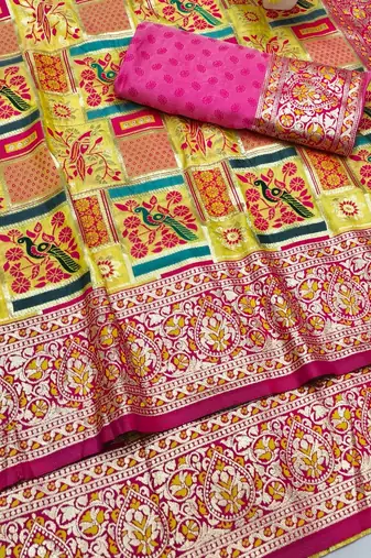 Gold zari woven patola silk blend saree with blouse piece