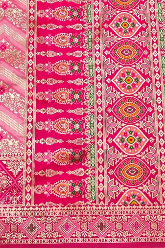 Pink zari woven silk blend saree with blouse piece
