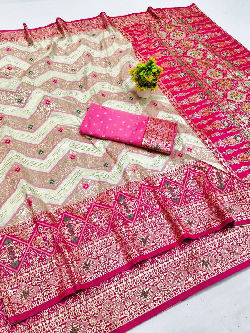 Cream zari woven banarasi silk blend saree with blouse piece